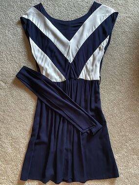 Swell Chevron Navy and White Dress w/belt
